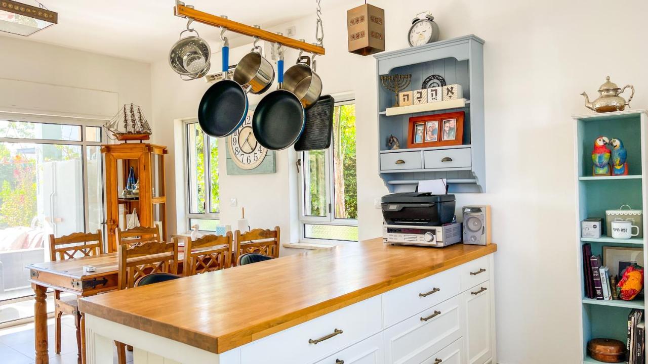 בית קסום בשדה נחמיה Villa Ngoại thất bức ảnh
